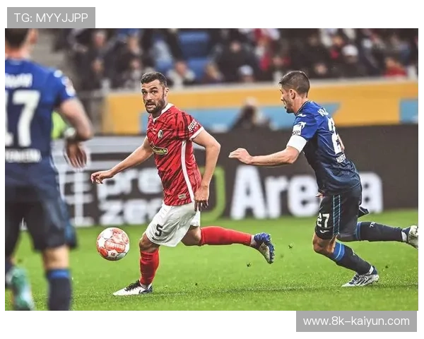 霍芬海姆下半场连入三球,新星马克西米利安·拜尔建功